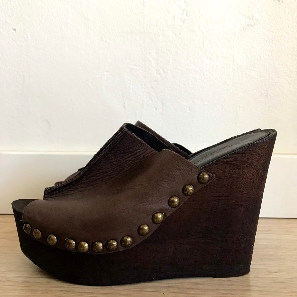Charles David Brown Leather Wooden Platform Clogs